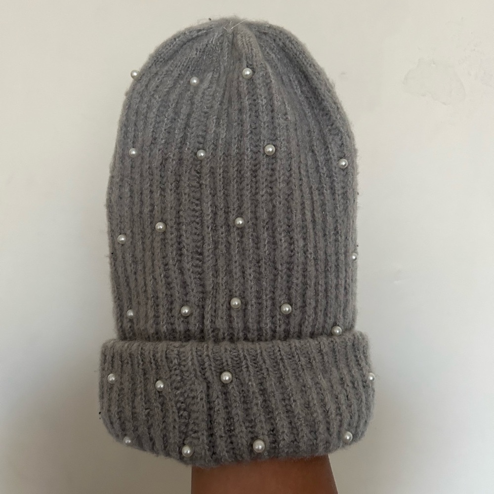 Pearl knit beanie